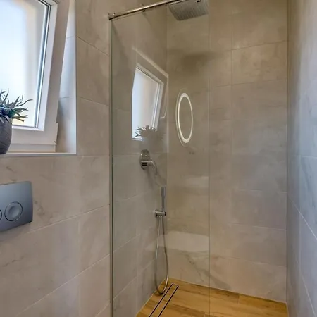 Deluxe Apartment Skyline - Fantastic Sea View Near The Beach Krk Town Exteriér fotografie